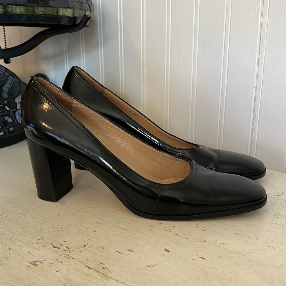 Amalfi for Nordstrom black patent leather wide heels size 8.5 Italy
